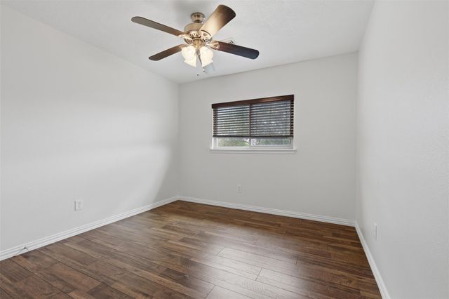 7250 Foxshadows Lane, Humble, TX 77338