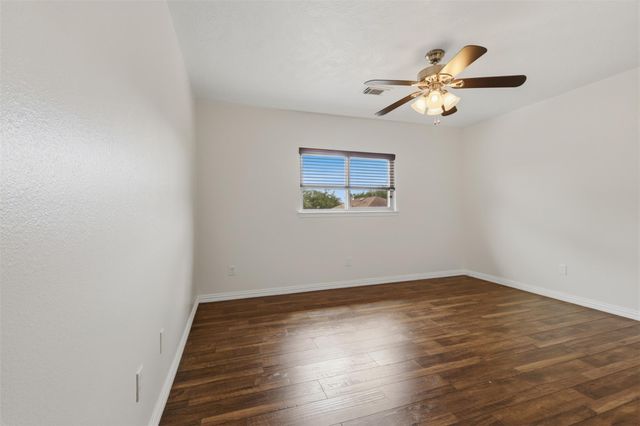 7250 Foxshadows Lane, Humble, TX 77338