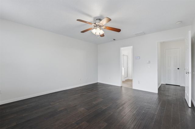 7250 Foxshadows Lane, Humble, TX 77338