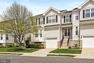 212 HAWTHORNE WAY, Riverside, NJ 08075
