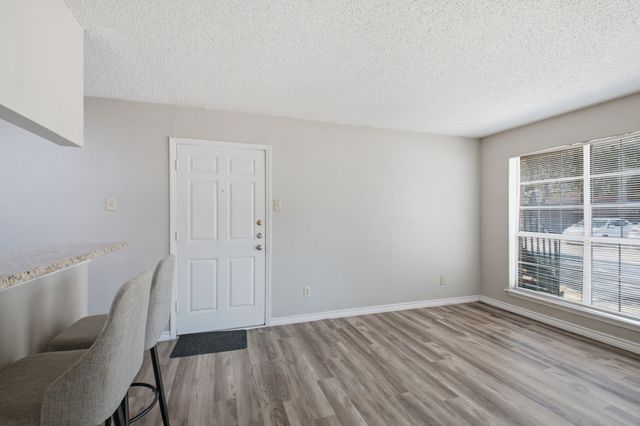 18333 Roehampton Drive 416, Dallas, TX 75252