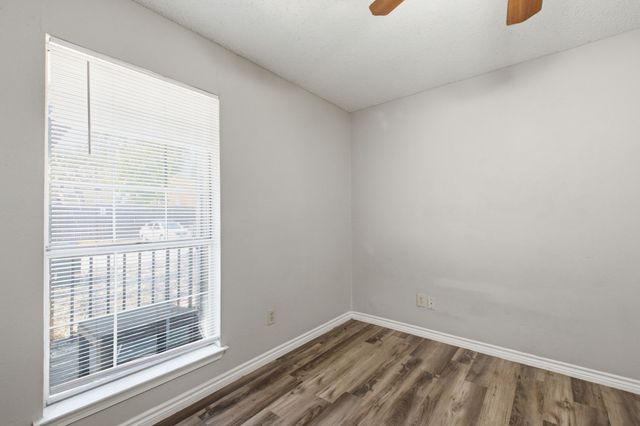 18333 Roehampton Drive 416, Dallas, TX 75252