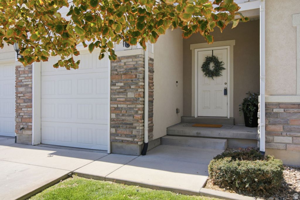 3753 N PRAIRIE GRASS DR, Lehi, UT 84048 — photo 3