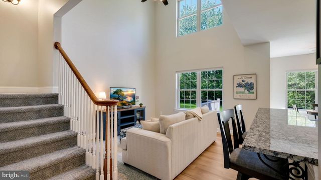 23 WOODSPRING CIR, Sellersville, PA 18960