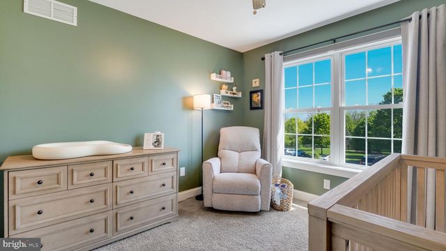 23 WOODSPRING CIR, Sellersville, PA 18960
