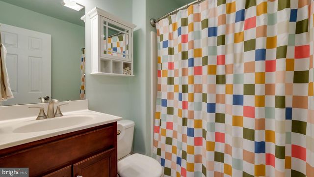 23 WOODSPRING CIR, Sellersville, PA 18960