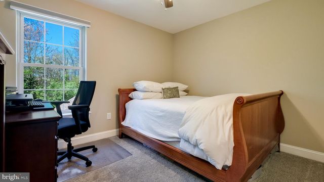 23 WOODSPRING CIR, Sellersville, PA 18960