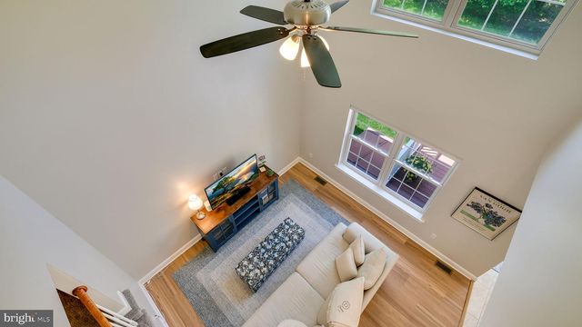 23 WOODSPRING CIR, Sellersville, PA 18960