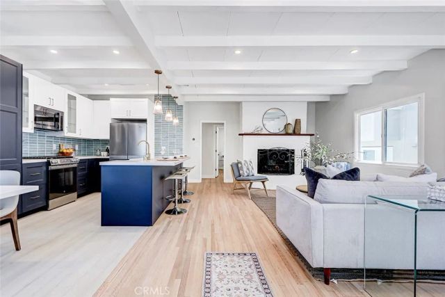 216 Monterey, Hermosa Beach, CA 90254