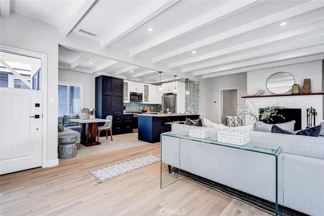 216 Monterey, Hermosa Beach, CA 90254