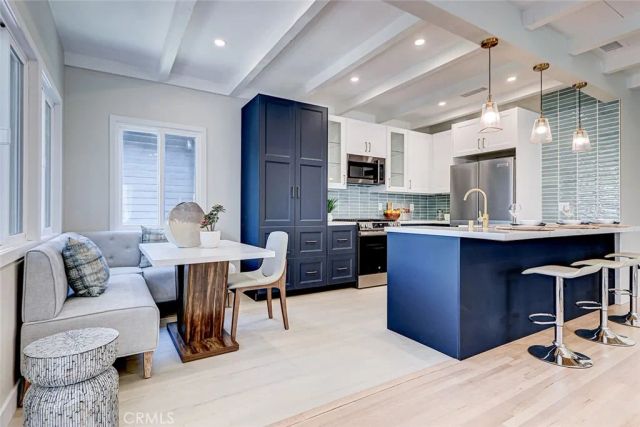 216 Monterey, Hermosa Beach, CA 90254
