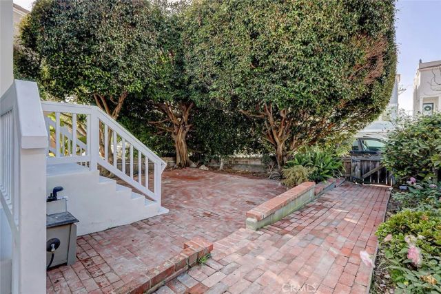 216 Monterey, Hermosa Beach, CA 90254