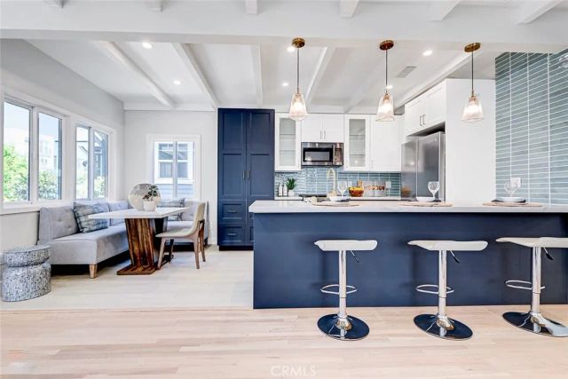 216 Monterey, Hermosa Beach, CA 90254
