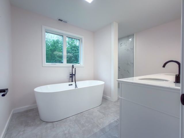 603 Clough Hill Road, Loudon, NH 03307