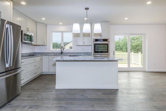 603 Clough Hill Road, Loudon, NH 03307