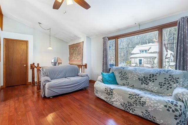 15 Angie Ave, Haverhill, MA 01830