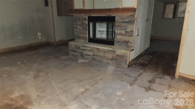 2020 Ada Williams Lane, Lenoir, NC 28645