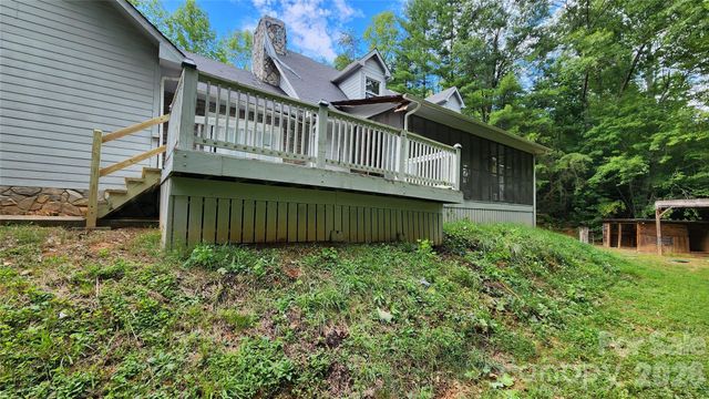 2020 Ada Williams Lane, Lenoir, NC 28645