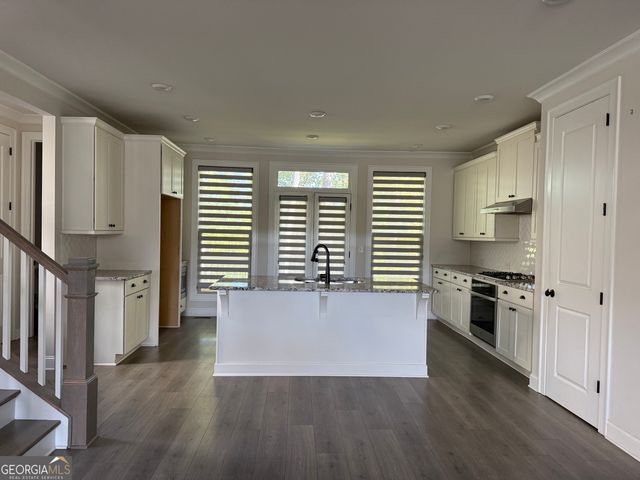 7950 Laurel Creek Drive, Johns Creek, GA 30024