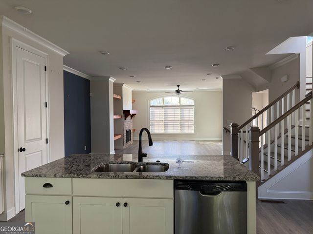 7950 Laurel Creek Drive, Johns Creek, GA 30024