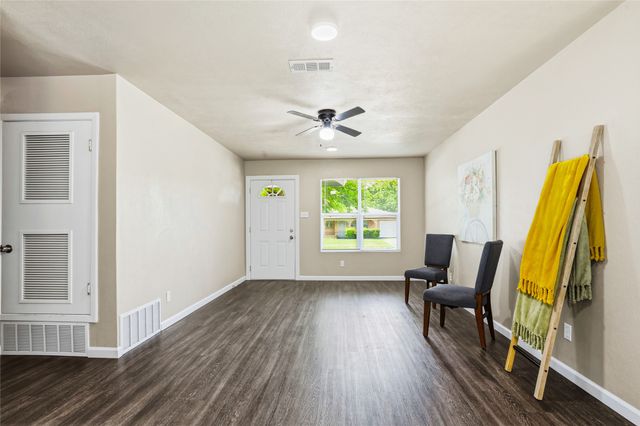 1209 Glasgow Road, Fort Worth, TX 76134