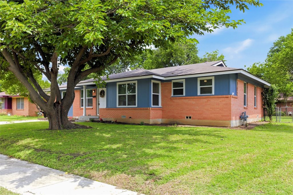 1209 Glasgow Road, Fort Worth, TX 76134