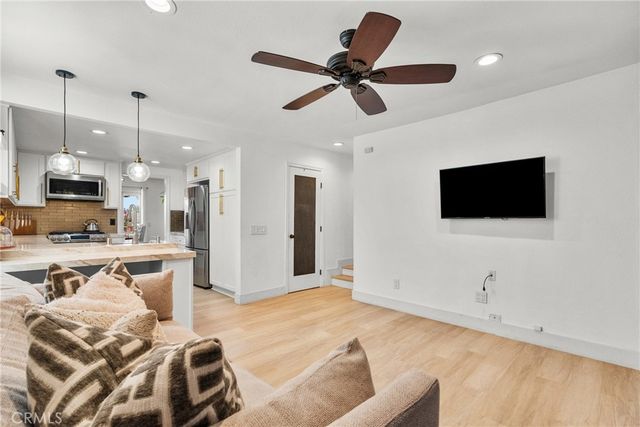 23121 Yvette Lane, Valencia, CA 91355