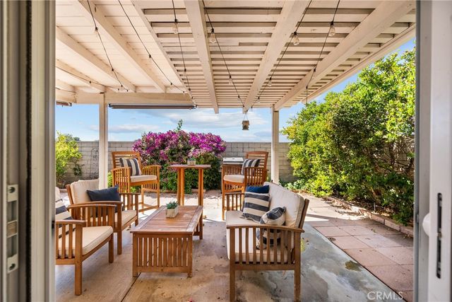 23121 Yvette Lane, Valencia, CA 91355