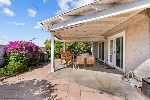 23121 Yvette Lane, Valencia, CA 91355