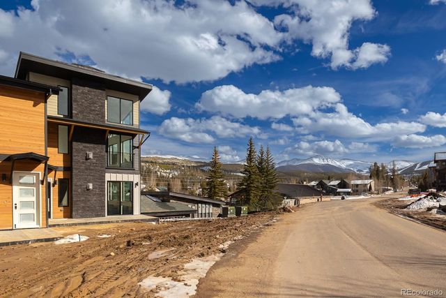442 Lions Gate Drive, Winter Park, CO 80482