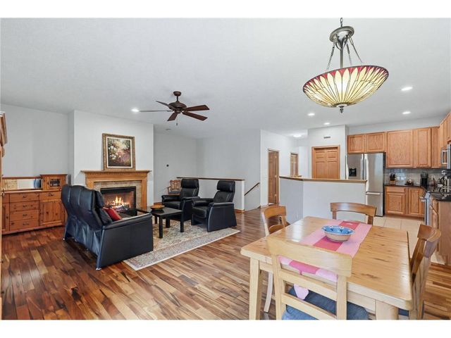 10812 Thone Circle, Woodbury, MN 55129
