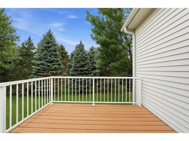 10812 Thone Circle, Woodbury, MN 55129