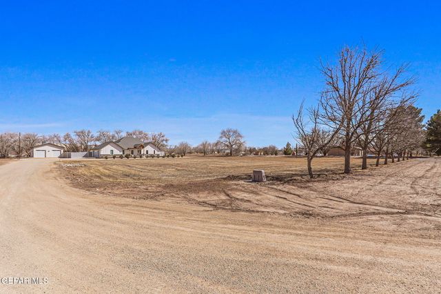 12329 SUGDEN Road, Clint, TX 79836