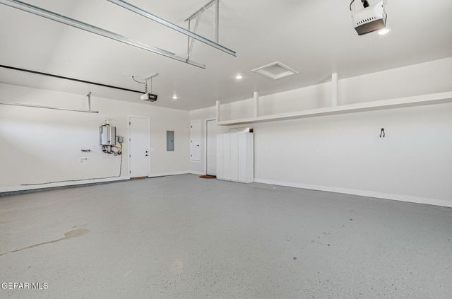 12329 SUGDEN Road, Clint, TX 79836