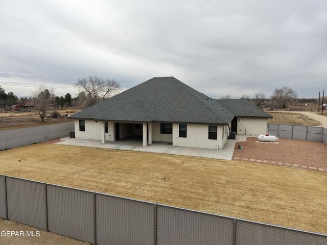 12329 SUGDEN Road, Clint, TX 79836