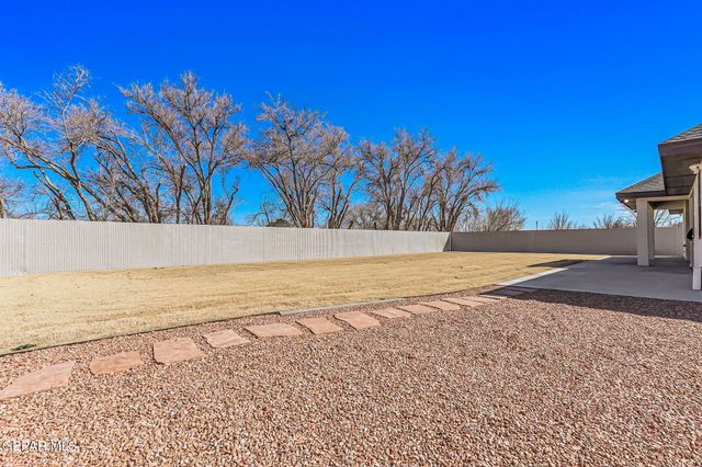 12329 SUGDEN Road, Clint, TX 79836