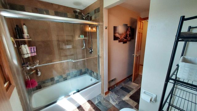 15415 W Fenway DRIVE, New Berlin, WI 53151