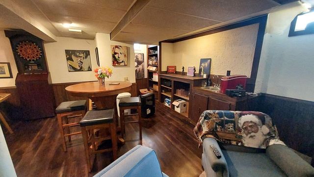 15415 W Fenway DRIVE, New Berlin, WI 53151