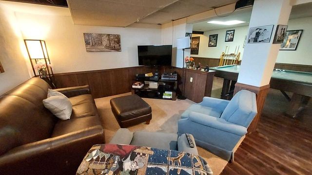 15415 W Fenway DRIVE, New Berlin, WI 53151
