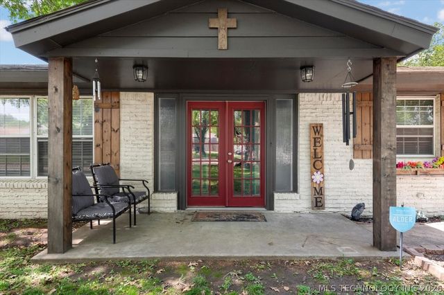 1801 S Santa Fe Avenue, Bartlesville, OK 74003