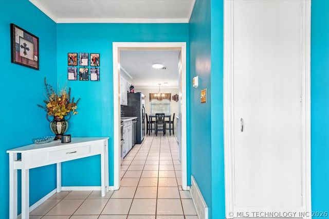 1801 S Santa Fe Avenue, Bartlesville, OK 74003