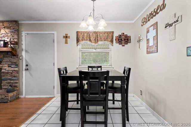 1801 S Santa Fe Avenue, Bartlesville, OK 74003