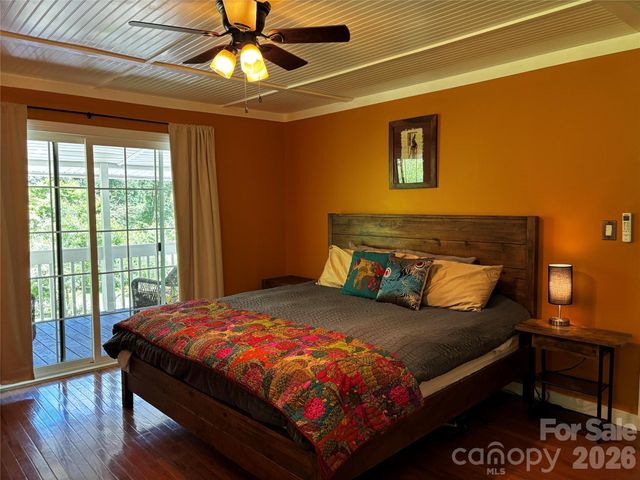 2879 Chandler Creek Road, Mars Hill, NC 28754