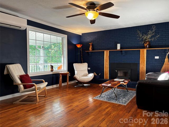 2879 Chandler Creek Road, Mars Hill, NC 28754
