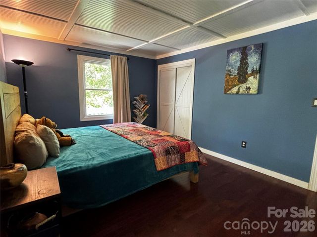 2879 Chandler Creek Road, Mars Hill, NC 28754