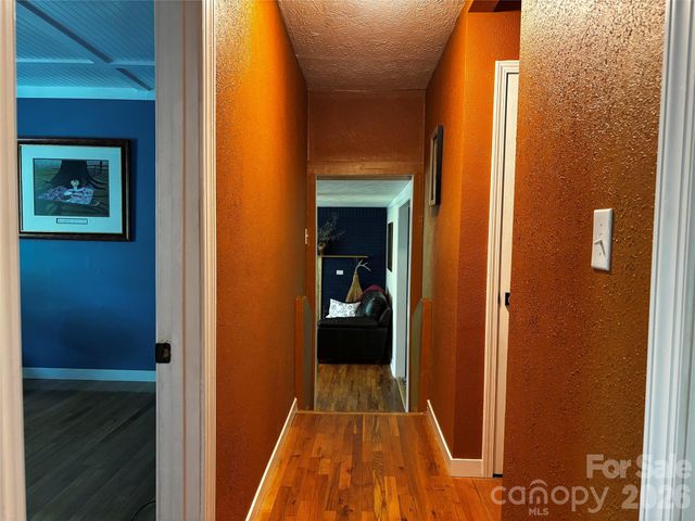 2879 Chandler Creek Road, Mars Hill, NC 28754