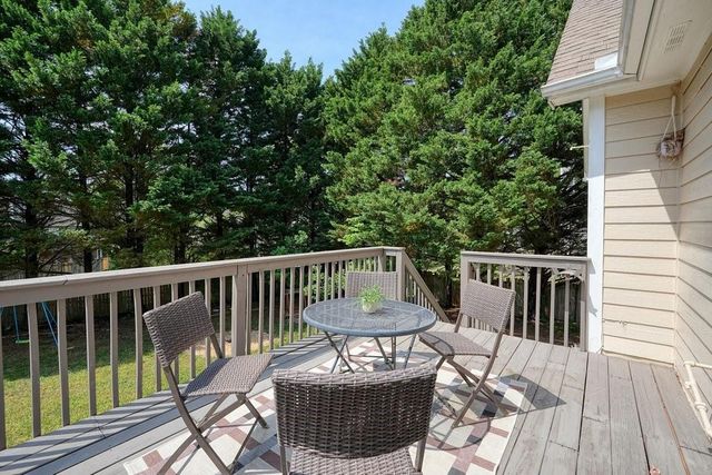2885 Cressington Bend NW, Kennesaw, GA 30144
