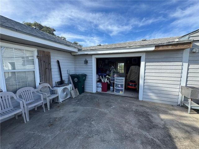 349 Yorktown Blvd, Corpus Christi, TX 78418