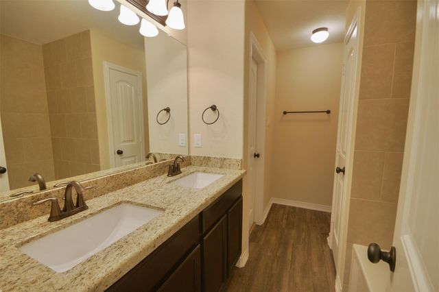 3615 Kennington Court, Huffman, TX 77336