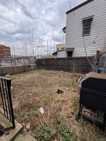 3733 107th Street 3B, Corona, NY 11368